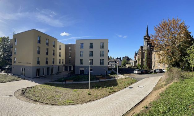 Feierliche Eröffnung des Generationenzentrums