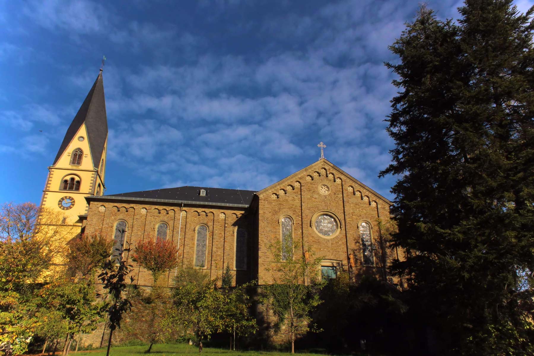 Pfarrkirche St. Marzellinus und Petrus, Vallendar (Foto: Lefkowitz)