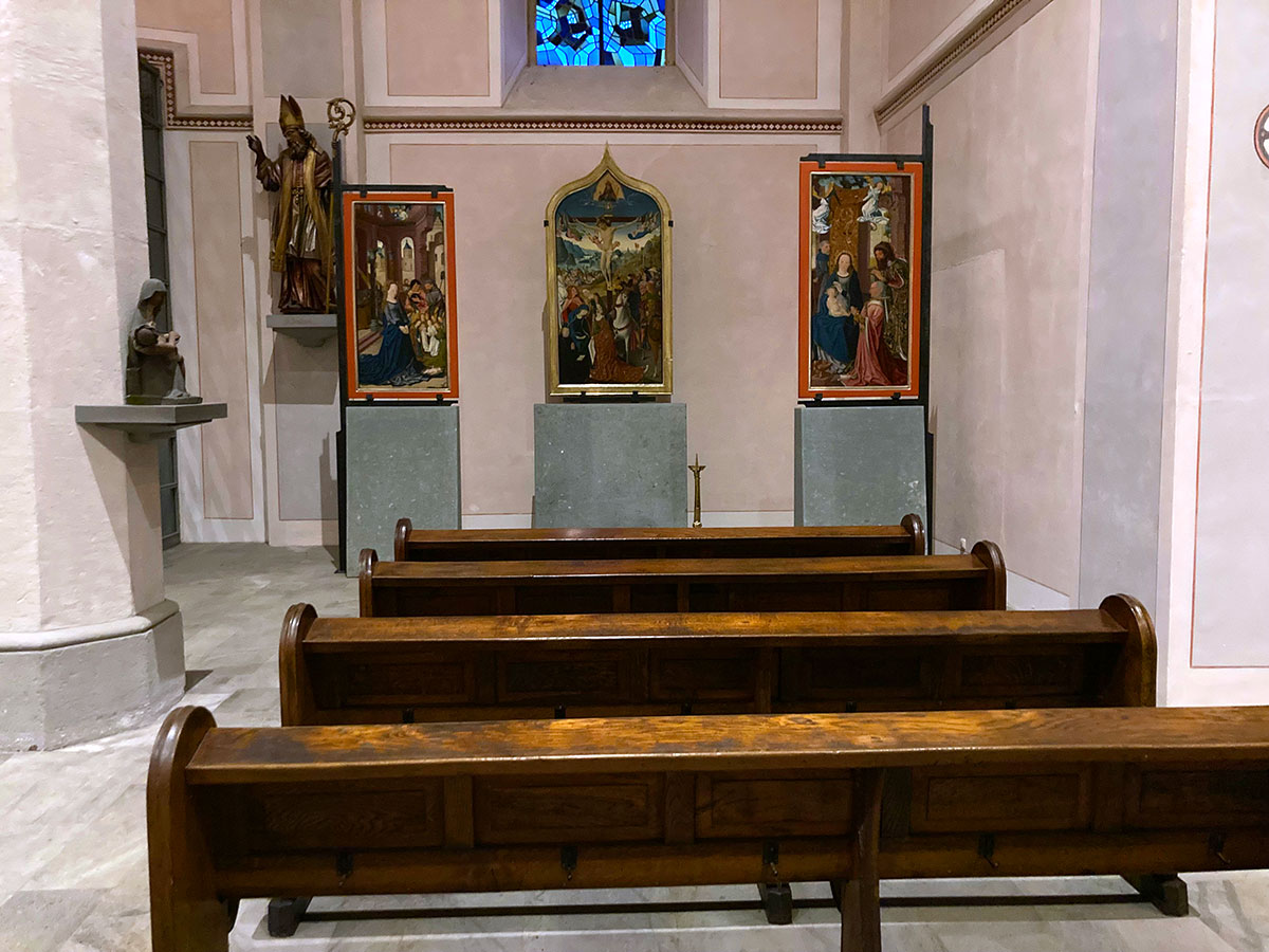 Pfarrkirche St. Marzellinus und Petrus, Vallendar, Typtichon des alten Hochaltares im rechten Seitenschiff (Foto: Brehm)